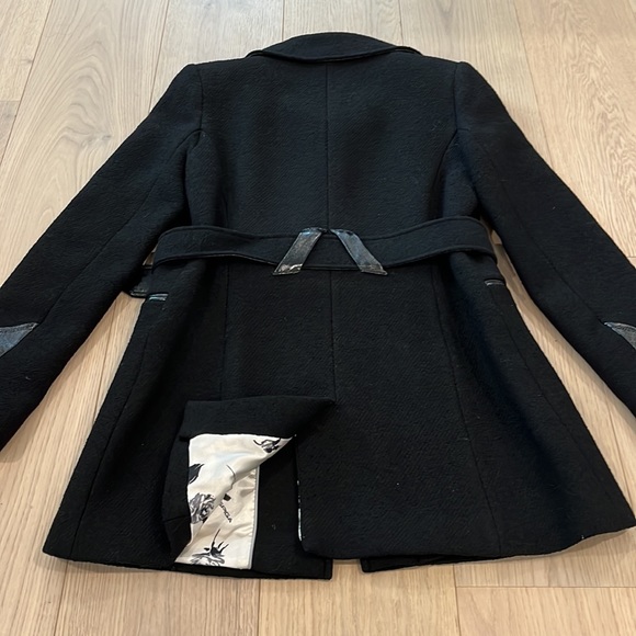 Via Spiga Women’s Belted Coat - Picture 6 of 7